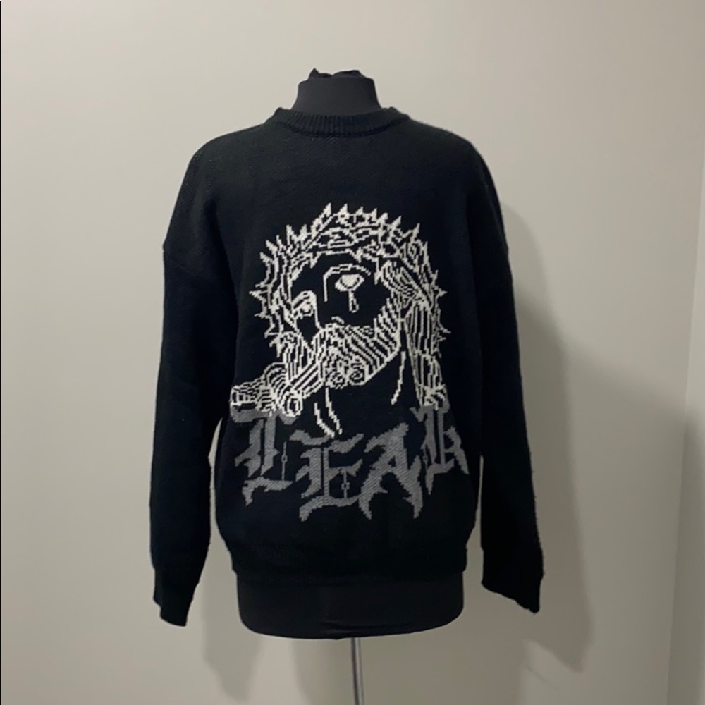 Crucifixión Sweater